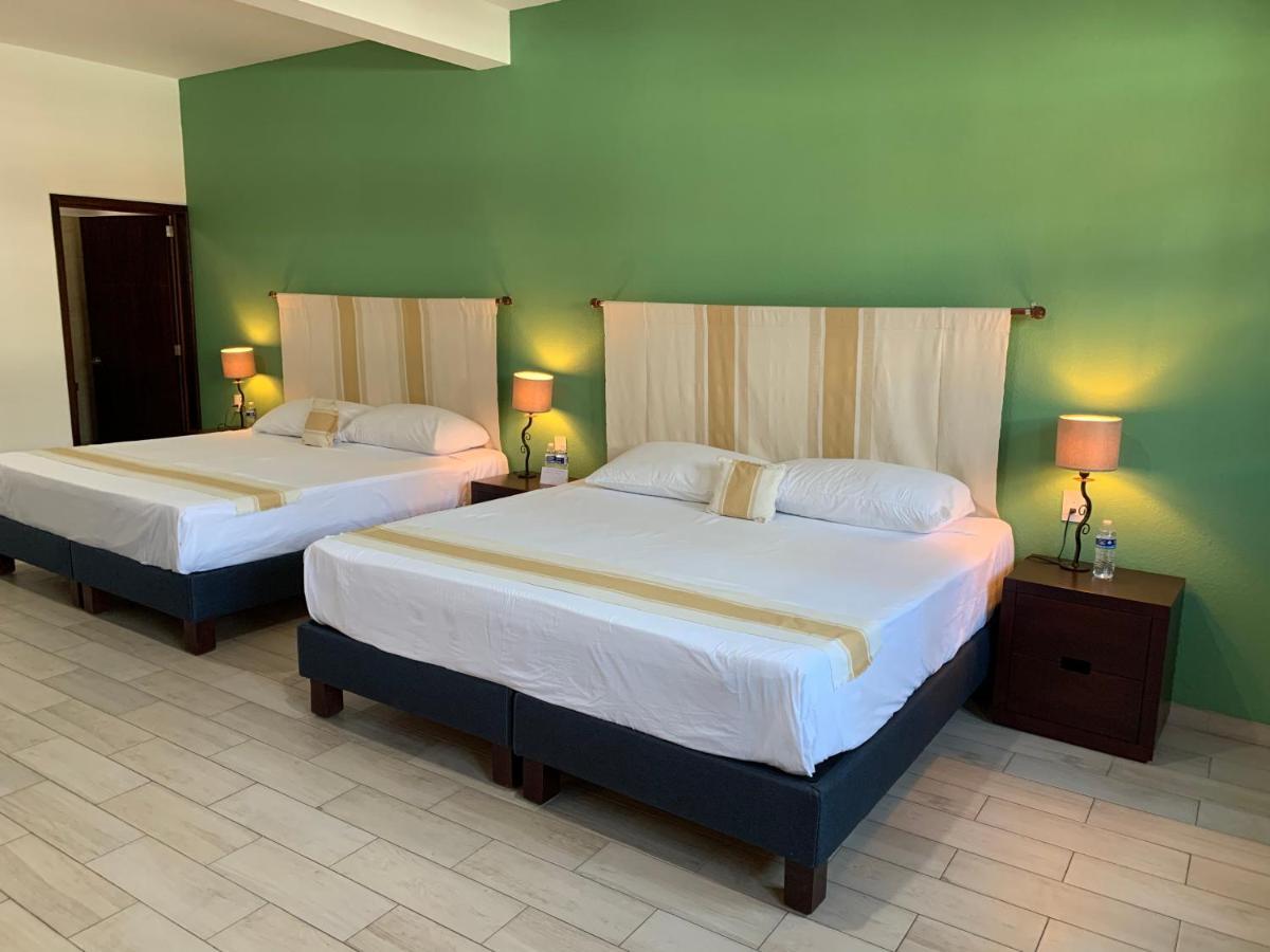 Nueve Agaves Hotel Текила Екстериор снимка