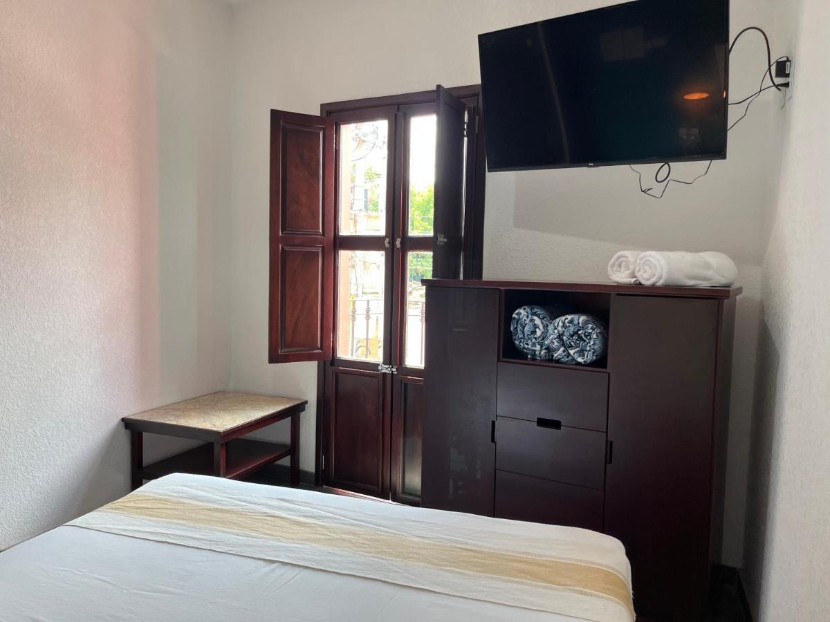 Nueve Agaves Hotel Текила Екстериор снимка
