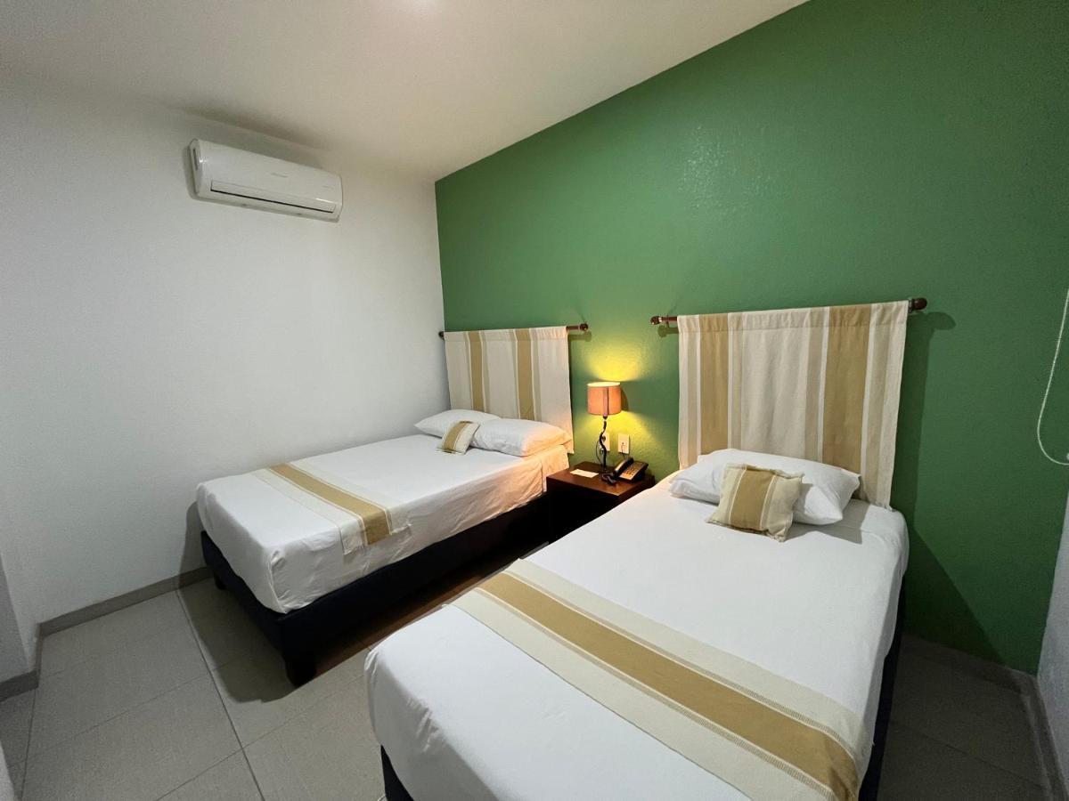 Nueve Agaves Hotel Текила Екстериор снимка