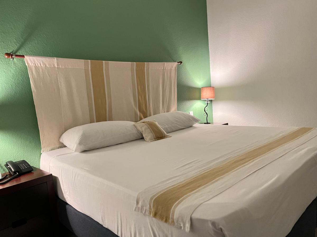 Nueve Agaves Hotel Текила Екстериор снимка